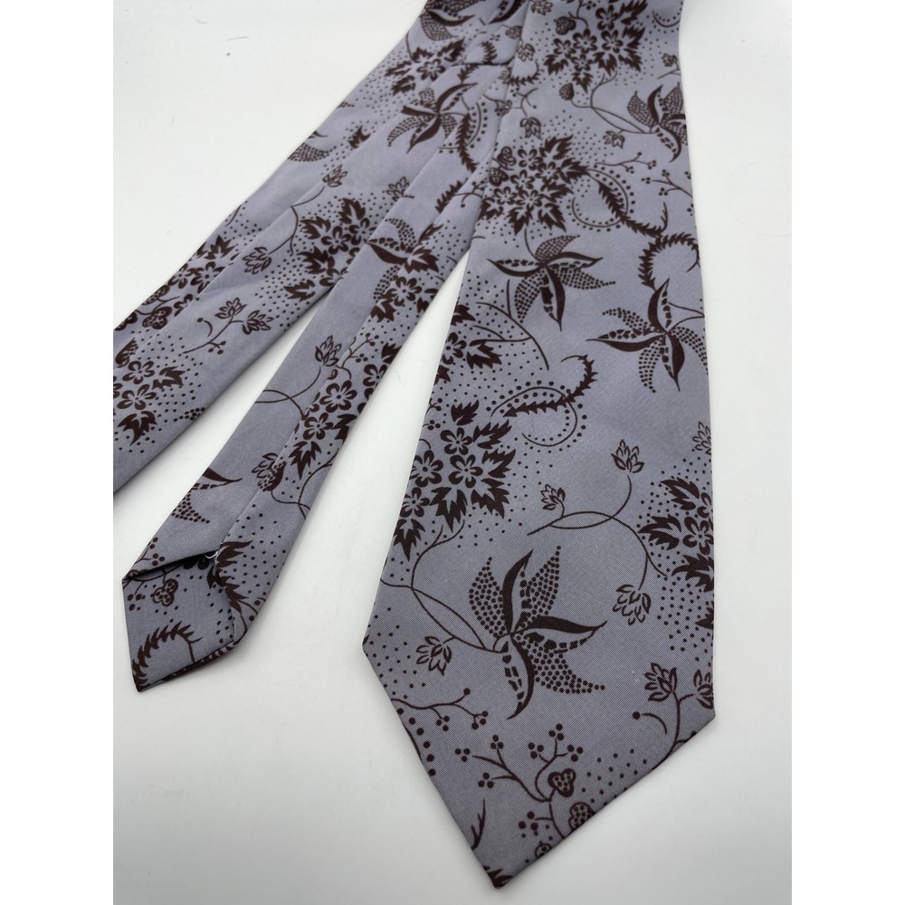 Italian Pure Silk Mens Necktie Grey Brown Floral Vine Pattern 3.5 Inch Width - Picture 1 of 4